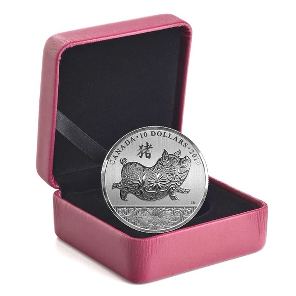 This coin is 99.99% pure silver, with a diameter of 34 millimetres. - Picture 3 of 6